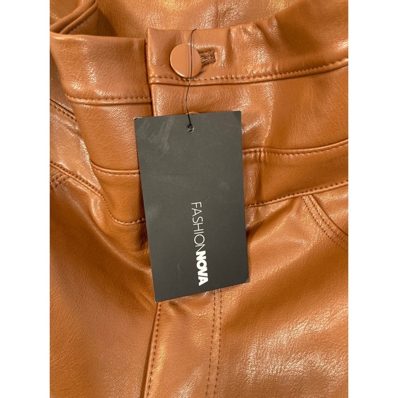 Fashion Nova Cognac Faux Leather High Waisted Triple Button Pants Brown L NEW - Picture 10 of 11